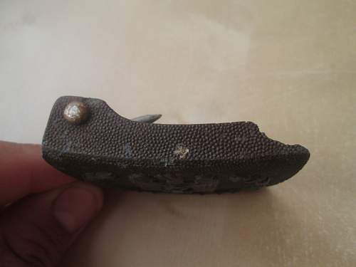 DRK zink buckle. Help needed