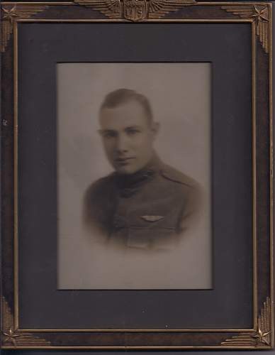 Mysterious Find Inside a Picture Frame of US WW1 Pilot