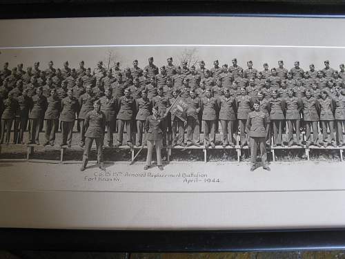 C.O. &quot;B&quot; 15 TH Armored Replacement Battalion photo 1944