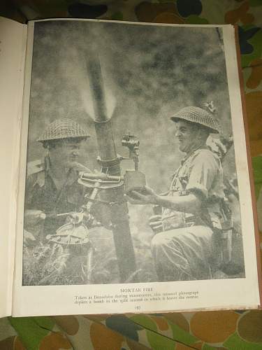 this weeks pick up's 2 australian ww2 era books and a old photo some aussies in uniform.