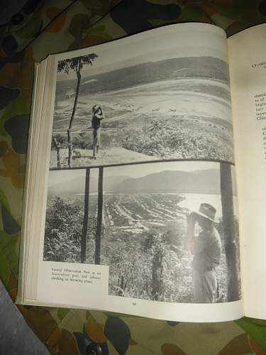 this weeks pick up's 2 australian ww2 era books and a old photo some aussies in uniform.