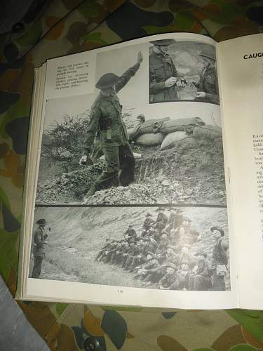 this weeks pick up's 2 australian ww2 era books and a old photo some aussies in uniform.