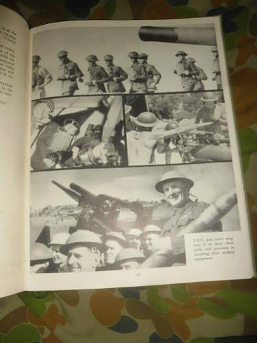 this weeks pick up's 2 australian ww2 era books and a old photo some aussies in uniform.