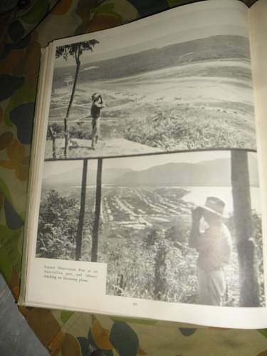 this weeks pick up's 2 australian ww2 era books and a old photo some aussies in uniform.