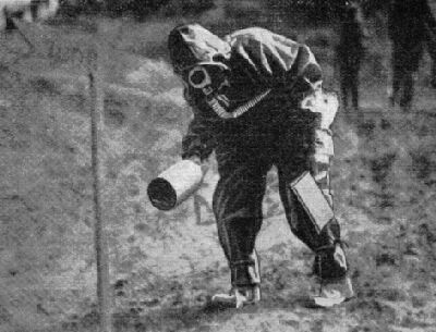 Red Army Soldiers wearing gas masks: anyone have photos?