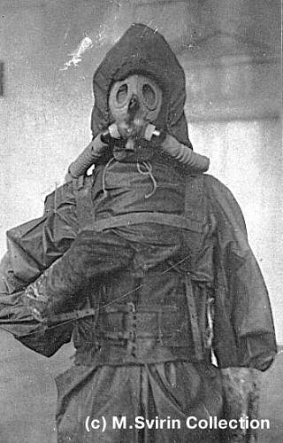 Red Army Soldiers wearing gas masks: anyone have photos?