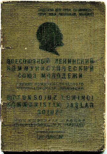 Komsomol tickets of the USSR (&#1050;&#1086;&#1084;&#1089;&#1086;&#1084;&#1086;&#1083;&#1100;&#1089;&#1082;&#1080;&#1081; &#1073;&#1080;&#1083;&#1077;&#1090;)