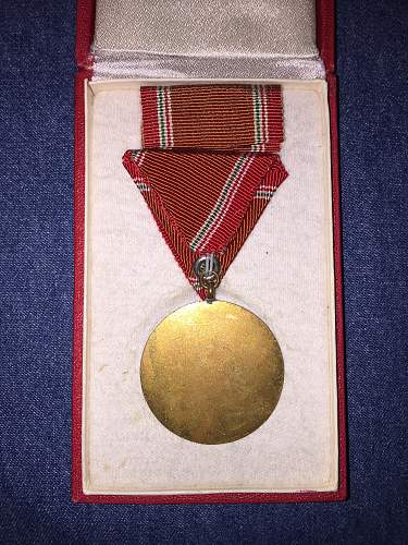 Hungarian 15 year service medal