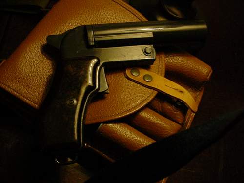 Cezch Flare gun,&quot;red rain&quot; find