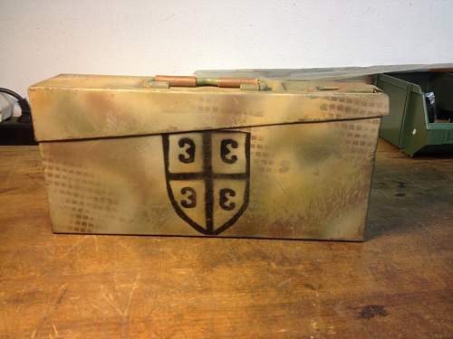 Serbian MG 53 Sarac amunition box  Balkan war