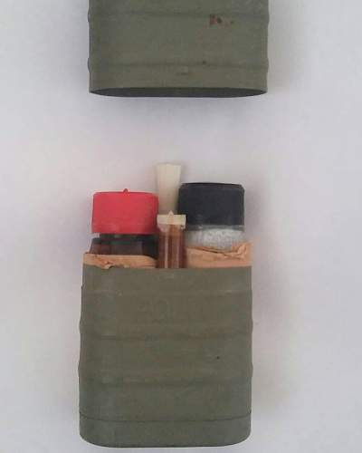 Yugoslavia - Kit for decontamination of personal weapons (PDLO)
