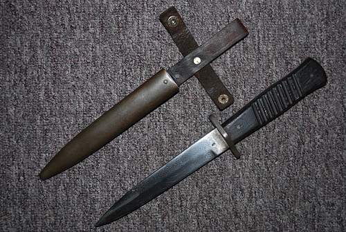 FAKE ALERT: WW1 Gottieb Hammersfahr trench knife&quot;.