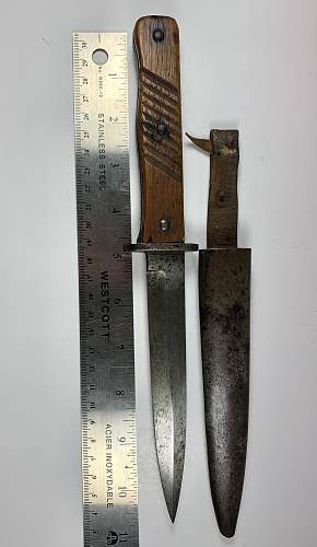 German trench knife - genuine?