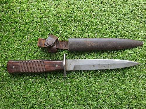 FAKE ALERT: WW1 Gottieb Hammersfahr trench knife&quot;.