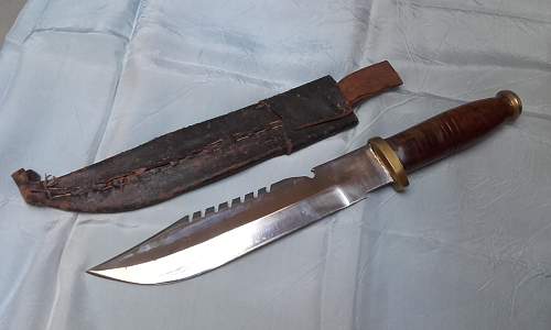 Sawback combat or hunting knife ; maybe ww2 E.G.W model ?