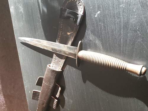 Help with identifying the maker of Fairbairn Sykes fighting knife