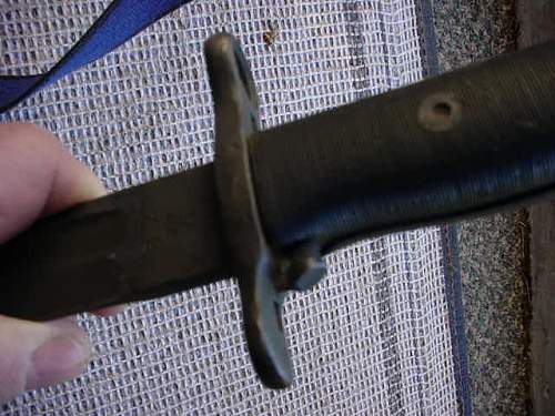 US 1910 M1 Garand bayonet,UFH cut down for ww2?