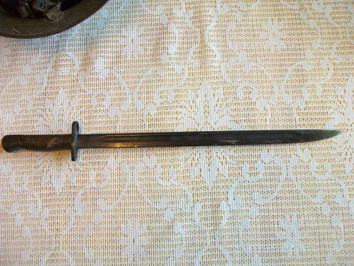 Help identifying a Bayonet?