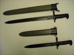 IS there a difference between an M1 Carbine and M1 Garand Bayonet?