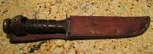 Early KA-BAR with USMC Boyt 43 leather sheath/scabbard