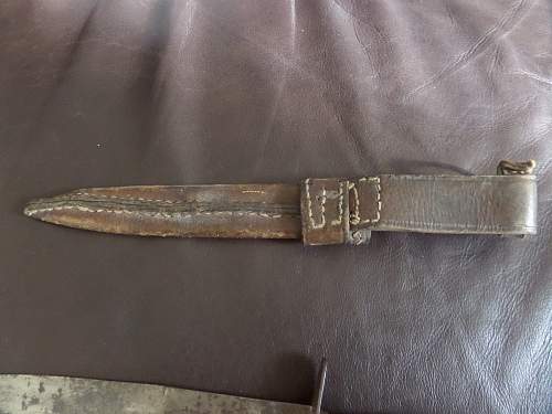 Is this a fighting knife ? help needed