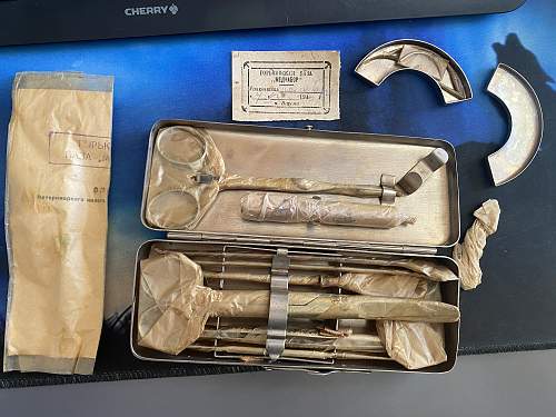 Medical equipment ww2?