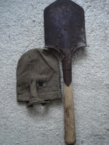 WW2 red army entrenching tool with carrier?