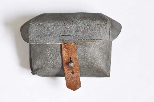 Mosin Nagant ammo pouch ID