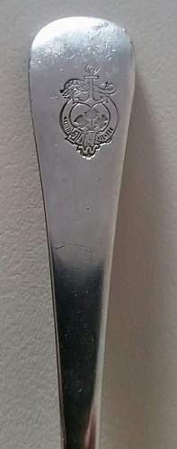 hello friends i found this british spoon in crete froom navy what this emblem?please opinions?