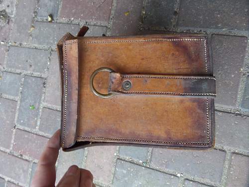 1917 dated Leather pouch Field telephone ?