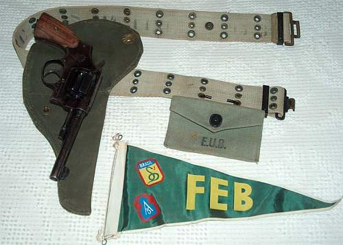 unusual U.S. / british  M1936 Pistol Belt?