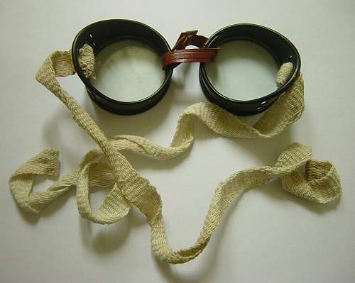 British / Commonwealth sun and dust goggles