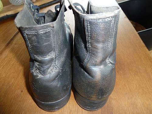 British Boots , ww2  ?