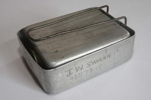 British Mess Tin, 1940 ~ Named to 1st Battalion, Leicestershire Regiment