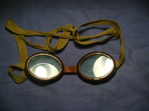 British / Commonwealth sun and dust goggles