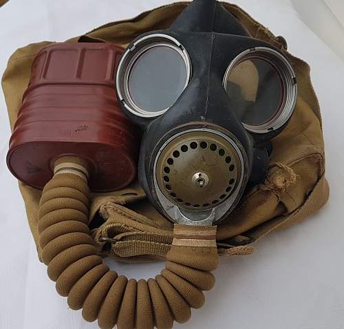 Australian Gas Mask No.4 Mark III