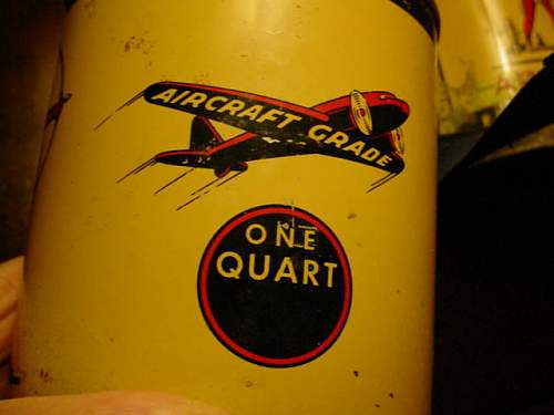ww2 full quart cans of aircraft oil?