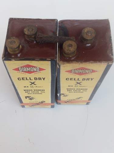 WW2 Australian Widdis Diamond 1.5v Batteries