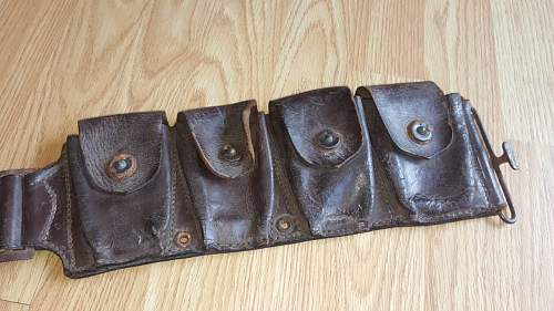 Antique Mexican Army Ammo  Belt with Pouches Mexico..  Revolution or Federales ?