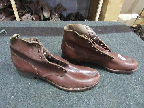 NOS US WW2 Low Quarter Boots