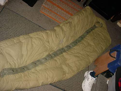 US issue ,mountain &quot;mummy&quot; sleeping bag,feather filled pickup