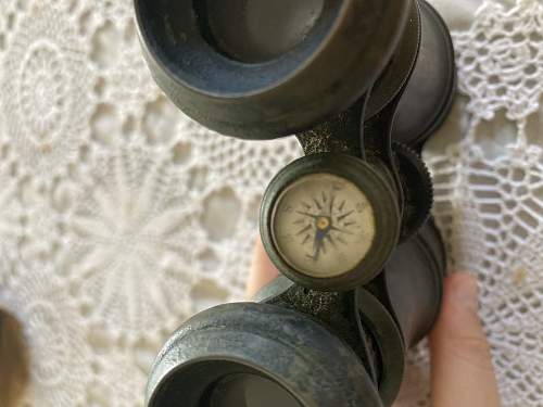 Unknown binoculars inscribed with defessers