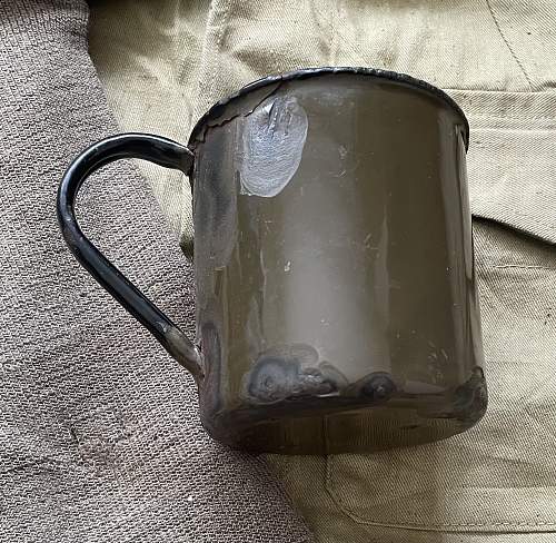 Rare 1945 dated RAF / Air Ministry enamel mug