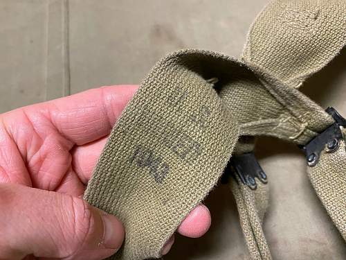 US M1936 suspenders - soldier research