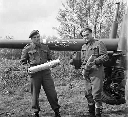 WW2 British 6pdr ammo box and 5.5” gun?