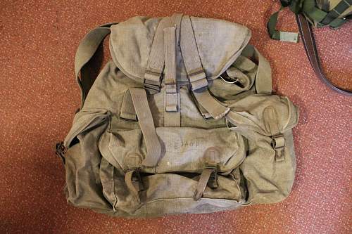 Help Me Identifify this Enormous Rucksack