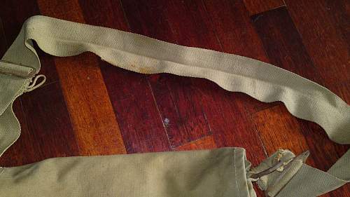 WW2 British gas mask bag???