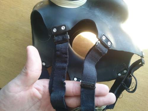 Help IDing Gas Mask