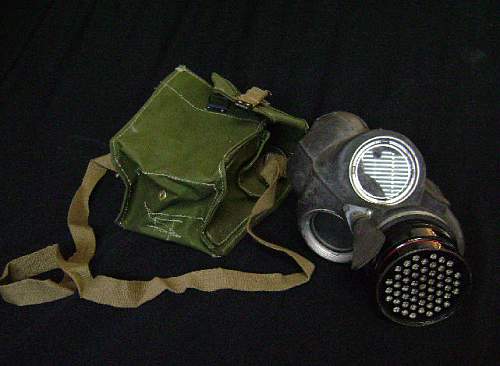 British Gas mask pouch