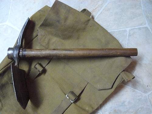 P-08 Entrenching tool